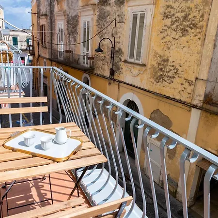 Borgo Aragonese, Vicino Al Mare 이스키아